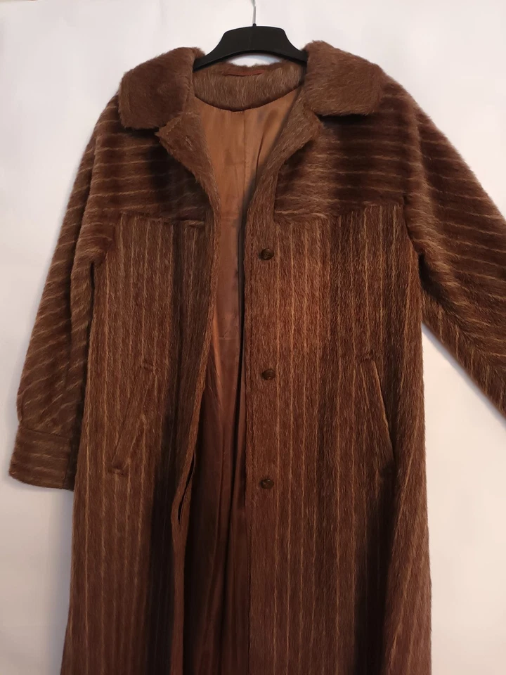 Karl Lorenz Mantel, Lama Haar , Seide, Vintage Nr.736  - Bild 2 von 4