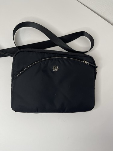 Lululemon Athletica Womens Small Black City Adventurer Crossbody Bag Nylon - Picture 6 of 8