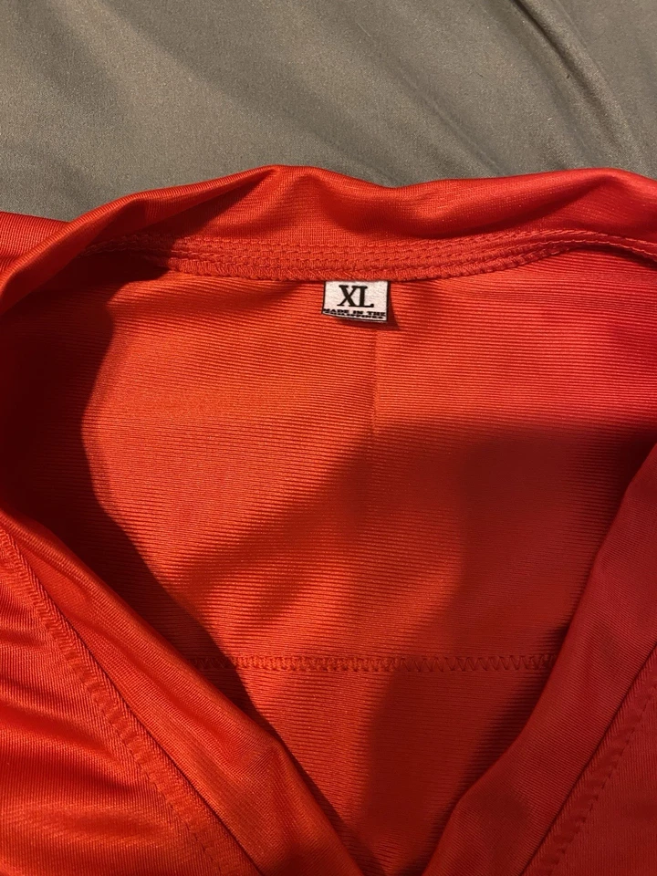 Jersey firmado por Nick Bosa - Autenticación Beckett Foto 3 de 4