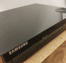 Samsung BD-F5700 Blu-Ray Disc Player Movies - NO REMOTE Control TESTED