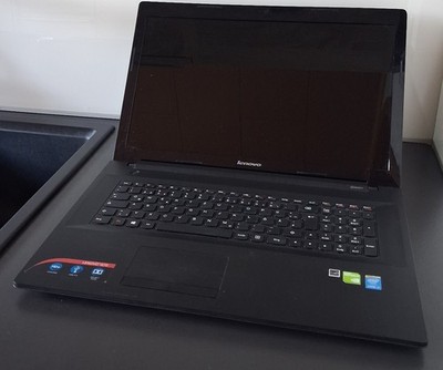 Laptop Notebook LENOVO G70-80 Bildschirm 17 Zoll NVIDIA GeForce Grafikkarte