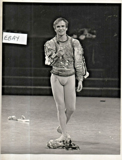 Rudolf Nureyev original photo by Leslie Spatt