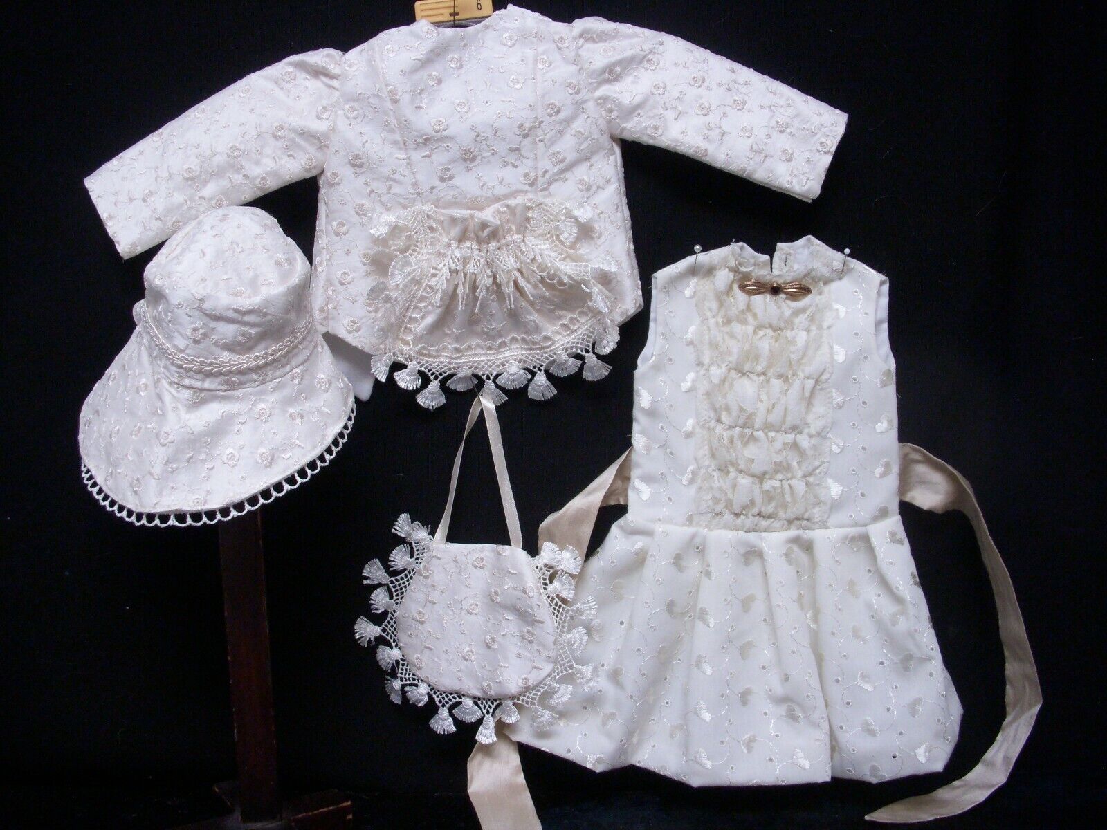 White Dress, Jacket and Accessories for 18-19” Antique Bisque doll (DR6) Standardowa, korzystna cena