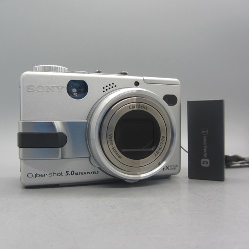 Sony Digital Camera Cybershot DSC-V1 5.0MP Silver Tested