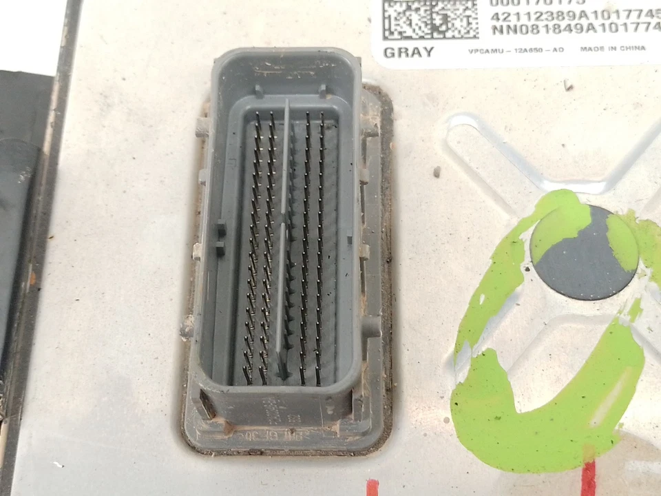 22870818 CENTRALINA MOTORE PER OPEL AMPERA R12 EV 150 10499334        10499334 - Immagine 3 di 4