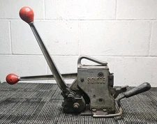 Signode AM-34 Combination 3/4" Seal Feed Strapping Machine