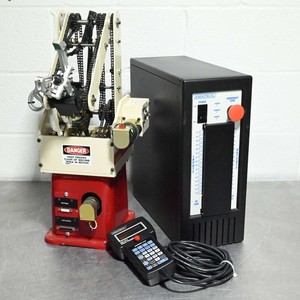 Amatrol Pegasus 880-RA 5-Axis Servo Robot w/ 13714 Controller and Teach Pendant