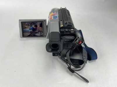 Sony Handycam DCR-TRV310 NTSC Digital 8 Camcorder Bundle