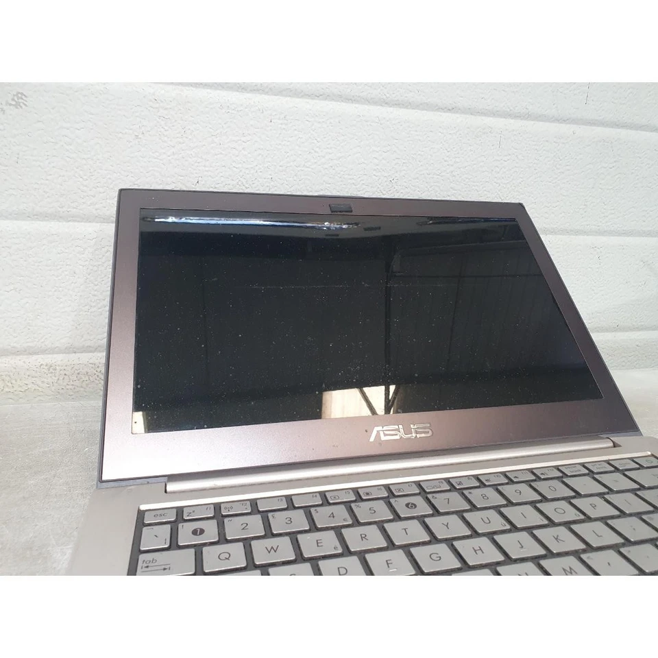 Asus Zenbook UX31E Laptop Silver 13.3" LED Intel Core i7 Windows 7 USB For Parts - Image 3 of 4
