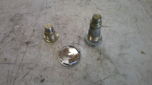 1984-1987 Honda Shadow 700 VT700C rear swing arm pivot bolts - Picture 4 of 4