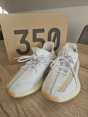 EU Größe 40 - adidas Yeezy Boost 350 V2 Low Hyperspace