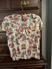 Pure Energy floral top 100% cotton