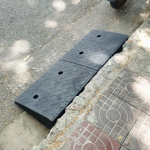 1/2X Heavy Duty Rubber Kerb Door Ramps Wheelchair Mobility Scooter Access Ramp - Picture 20 of 142