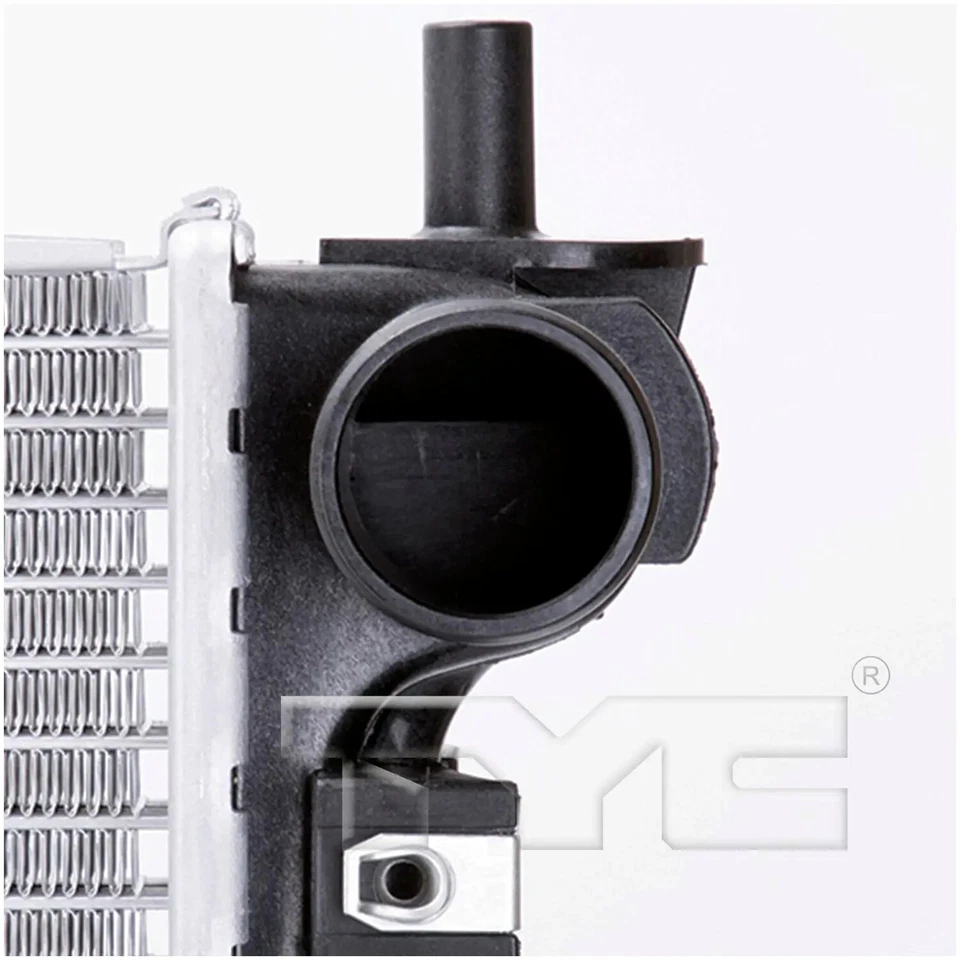 Conjunto de radiador TYC 2819 para 04-08 Ford Lincoln F-150 Mark LT Foto 4 de 4