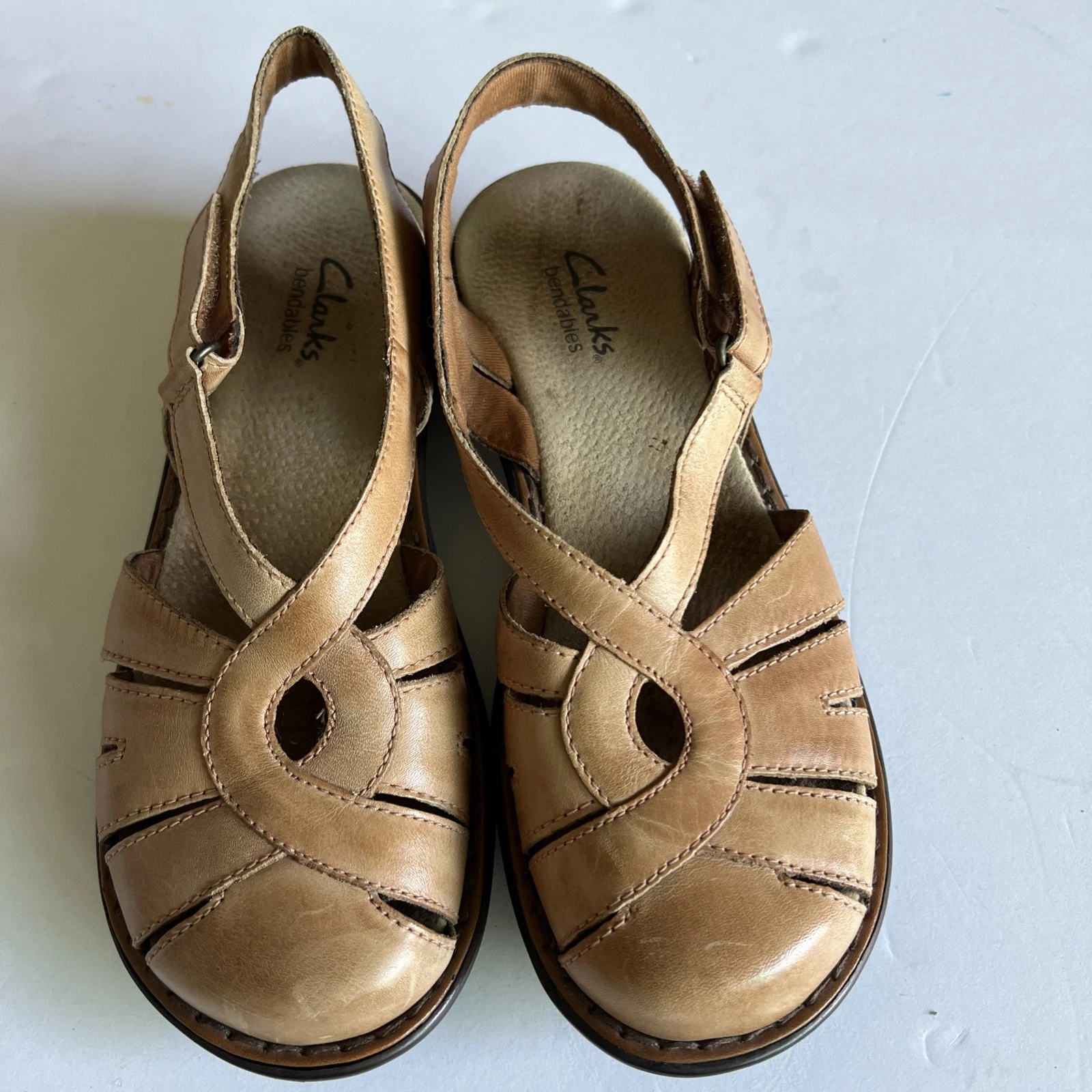 Clarks Bendables scarpe donna taglia 6 1 2M beige pelle sandali comodi scarpa