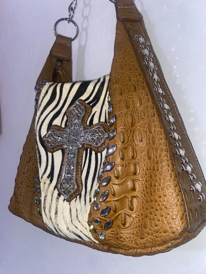Western Y2K Rhinestone Bag With Faux Snake Pattern And A Cross Emblem In Front