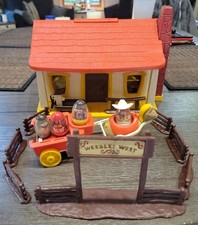 Vintage 1974 Hasbro Weebles West Ranch playset, Incomplete, Missing pieces