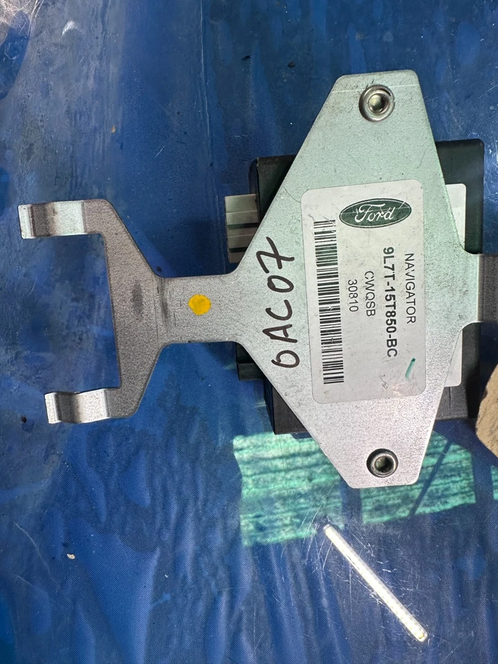 LINCOLN NAVIGATOR PDC Parking Sensor Control Unit PN 9L7T15T850BC G2U Foto 3 de 4