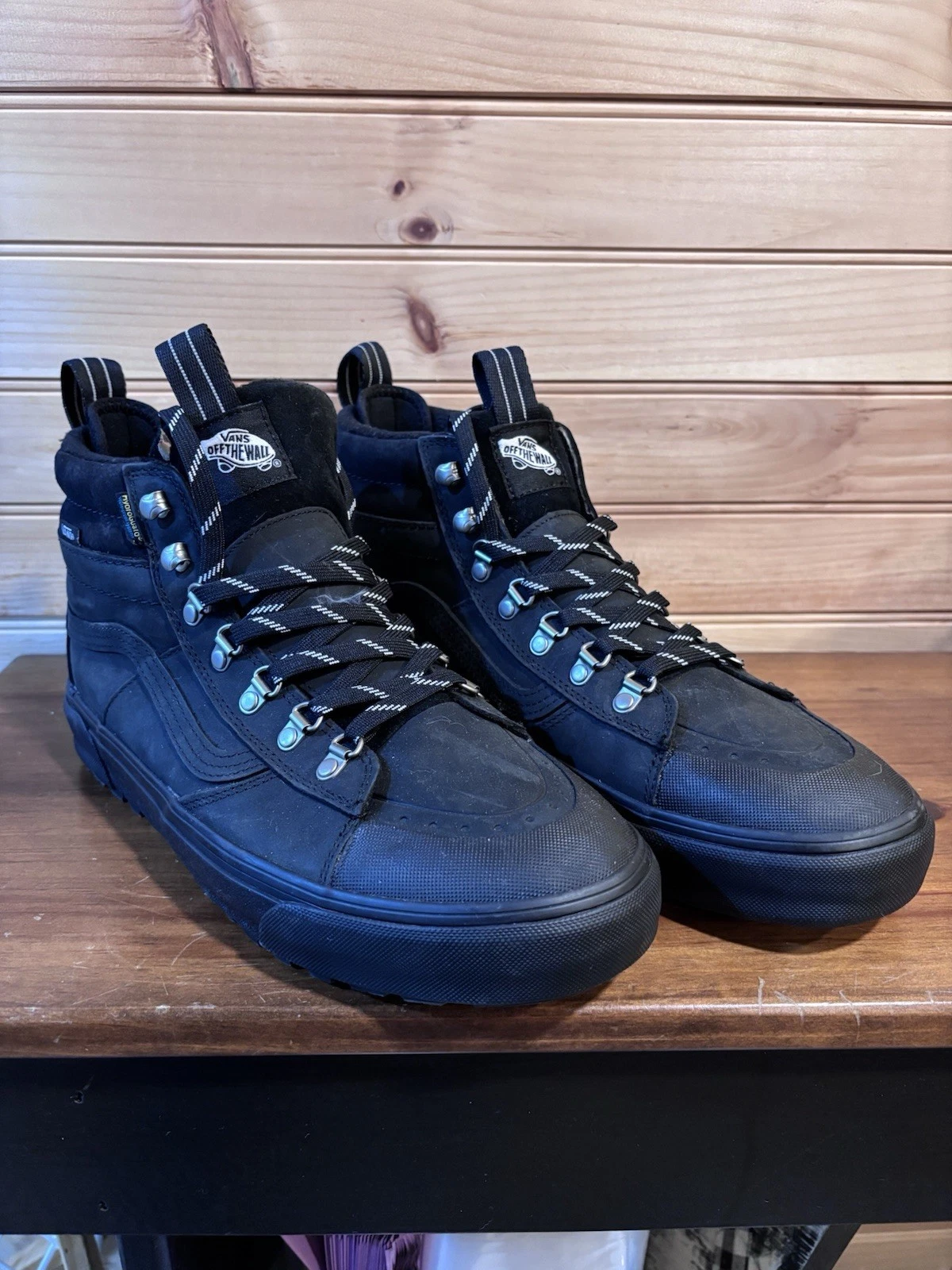 VANS MTE Waterproof Black Leather Lace-Up Ankle Hiking Boots Men's 9.5