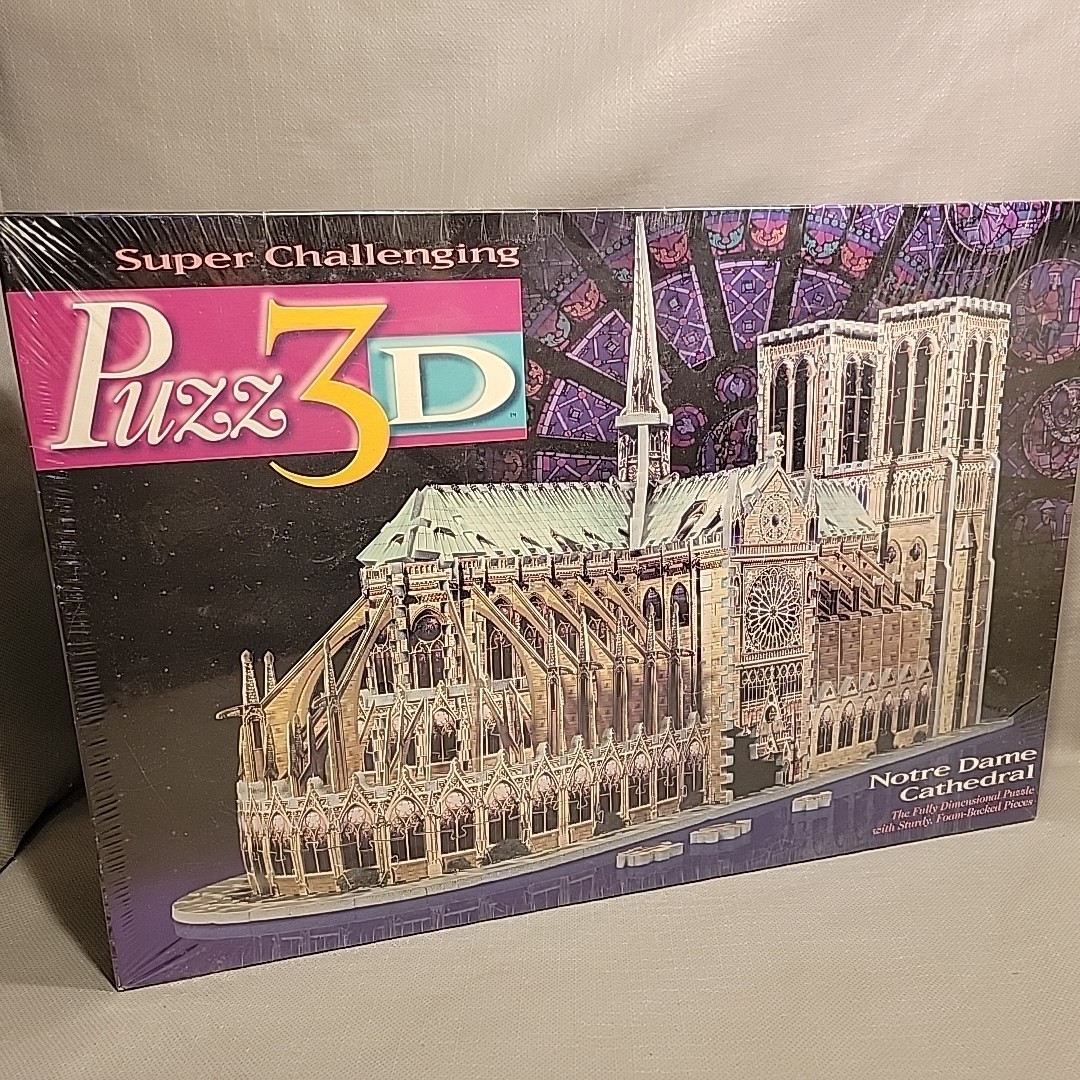 VTG NOS 1996 Puzz 3D Notre Dame Cathedral 952 Piece 3D Puzzle NEW