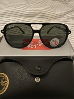 Ray Ban Polarised Sunglasses Unisex Black Frame With Green Lense