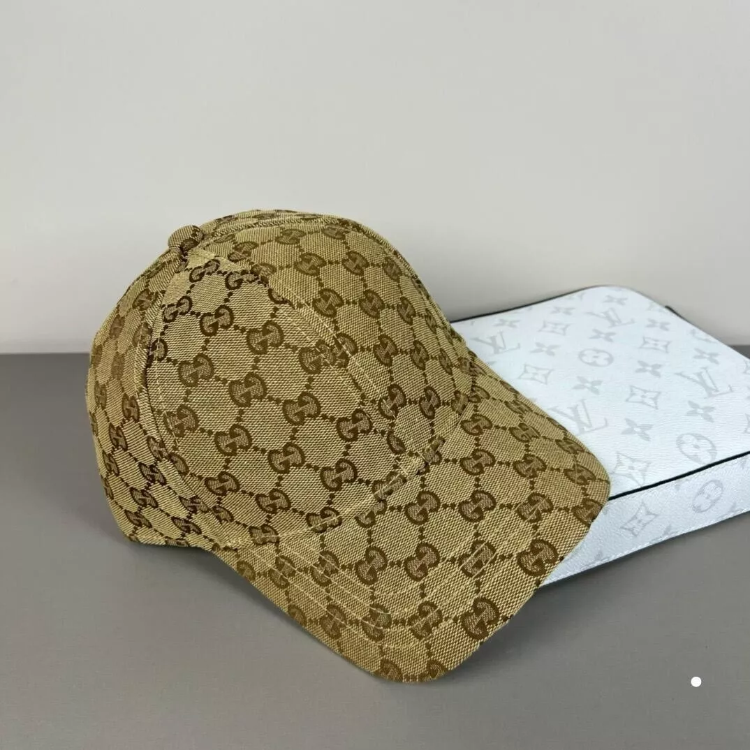 Casquette de baseball sport décontractée réglable unisexe Gucci Letter marron
