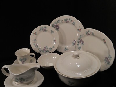 Pfaltzgraff Grapevine Dinnerware, Bowls Plates Platter Cups Casserole Gravy  Boat