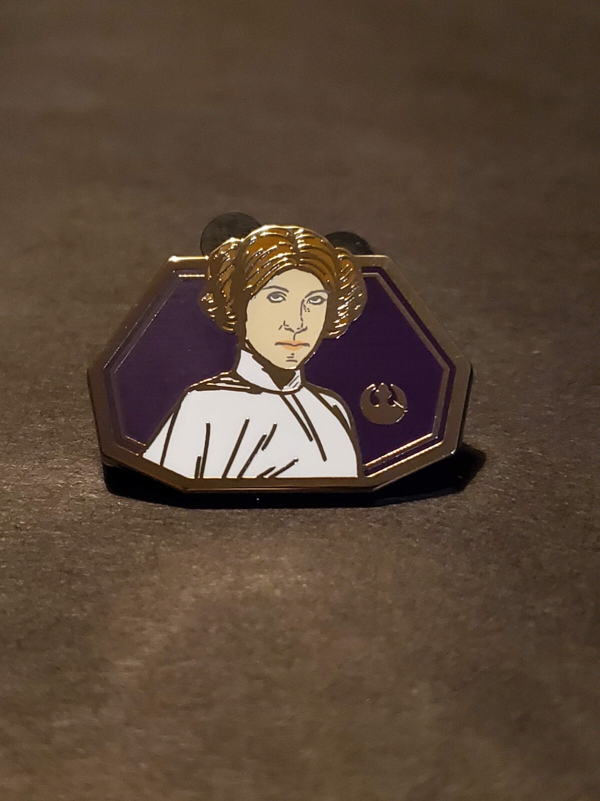 2022 Hidden Disney Mystery Pin (Star Wars) - Princess Leia - New