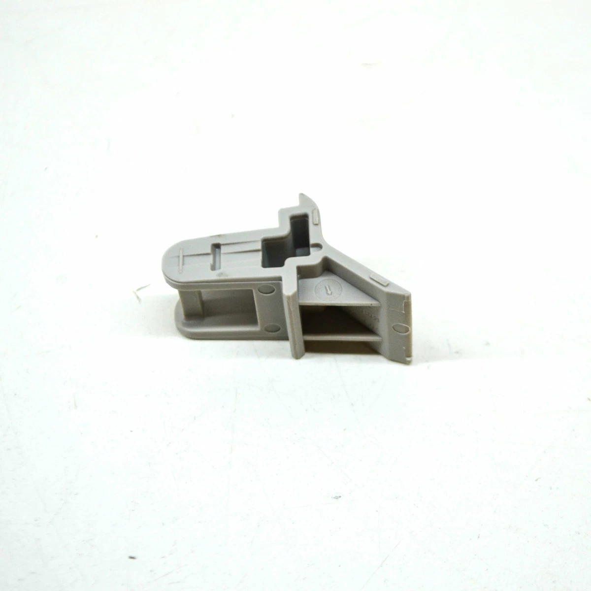 MERCEDES-BENZ METRIS W447 Grip Handle Retainer A09981500917H52 NEW