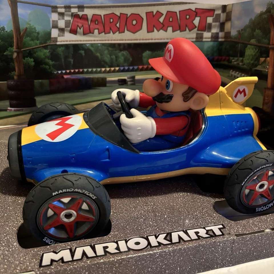 Mario Kart Mach 8 Remote Control Car: Carrera RC 2.4GHz , 5.6 MPH Mario Nintendo - Image 3 of 4