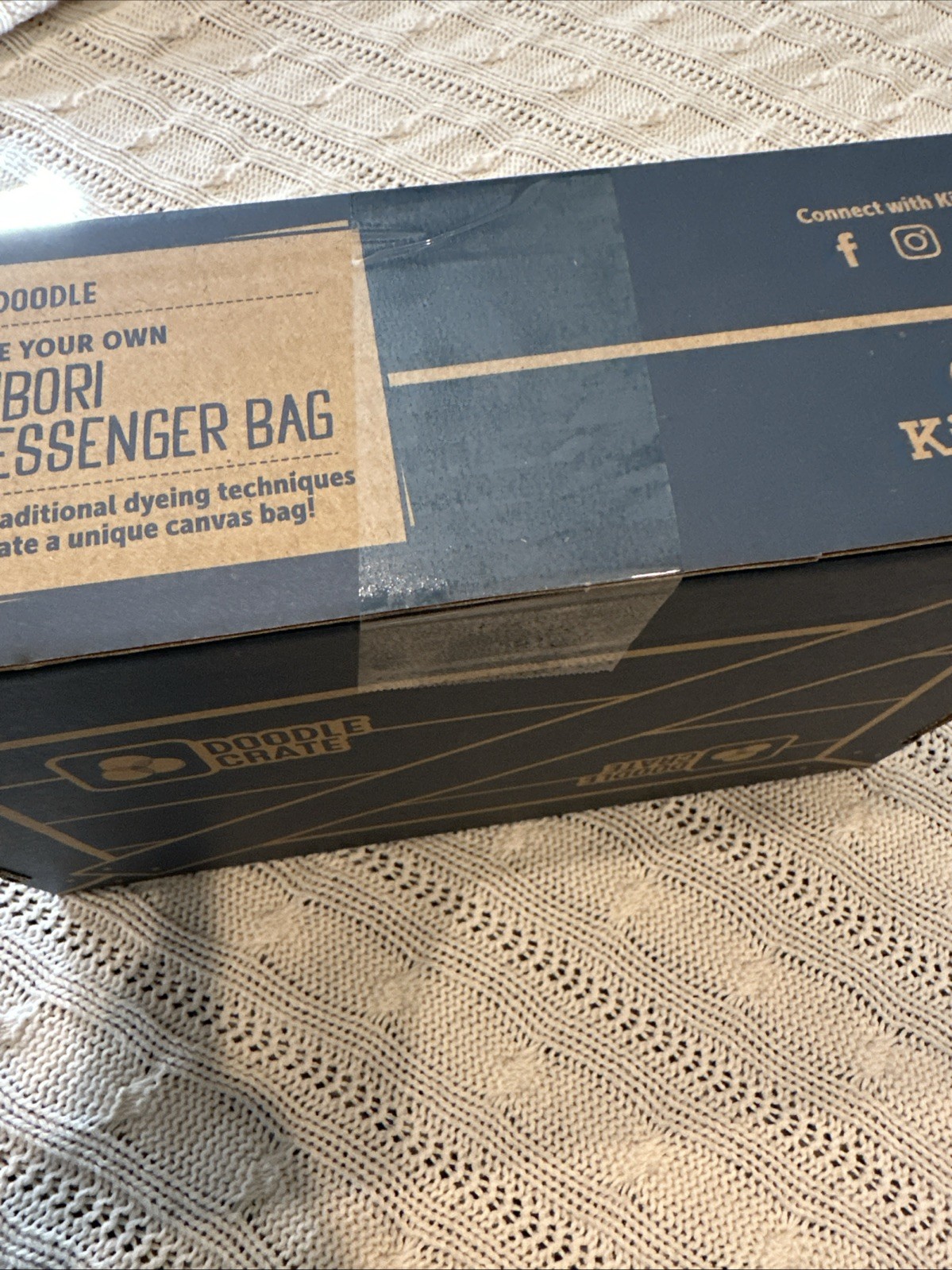 Kiwi Co. UNOPENED Shibori Messenger Bag Doodle Crate Box Craft Kids