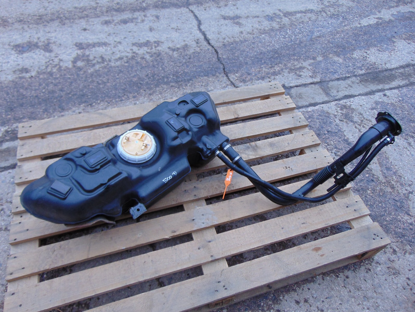 Fiat 500 Diesel Fuel Tank With Sender Unit + Straps 0716 1.3 JTD