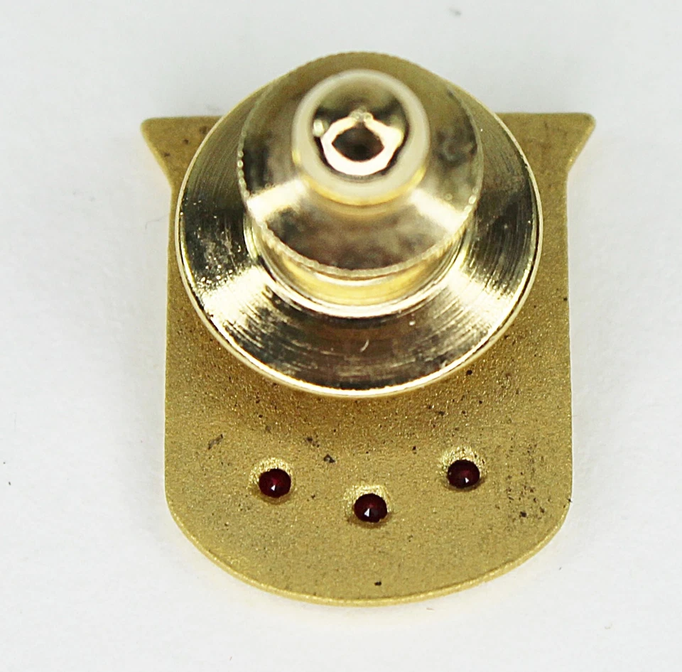 Pin de servicio de centro médico de la Universidad de Kansas curtidor OC oro de 10 k con 3 rubíes Foto 2 de 4