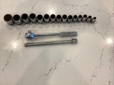 Sk Wayne 1/2  Drive Ratchet And Extension Plus 15pcs 7/16- 1 1/4 Sockets