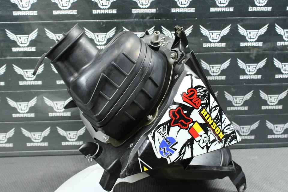 Honda CRF250R 2007 OEM caja de aire admisión filtro de aire montaje de caja 17250-KRN-850 Foto 2 de 4