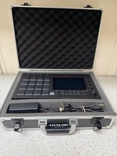 Akai Professional MPC Live Production Controller E14002343 