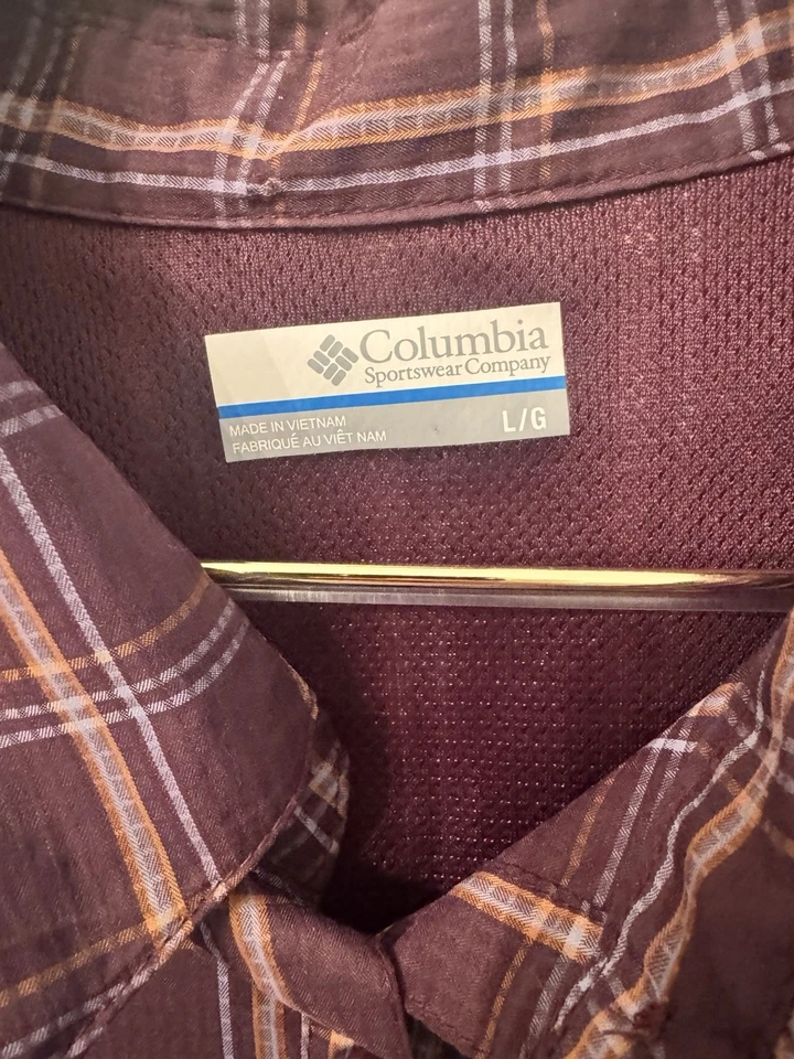 Camisa Columbia Omni-Sombra Pesca Abotonada Ventilada Mujer Granate Grande Foto 3 de 4