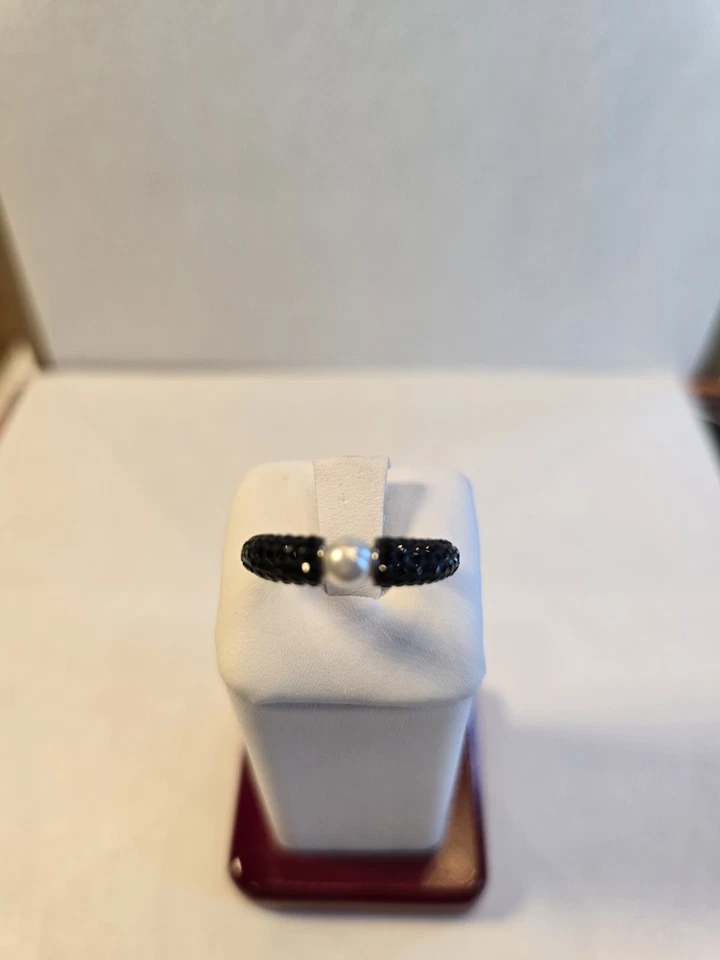 ANILLO SWAROVSKI PERLA/CRISTAL NEGRO■TALLA 6.75■NUEVO SIN ETIQUETAS Foto 3 de 4