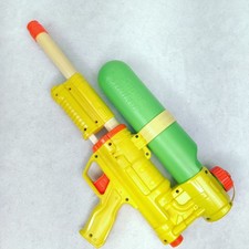Hasbro 2008 20th Anniversary Super Soaker 50 toy