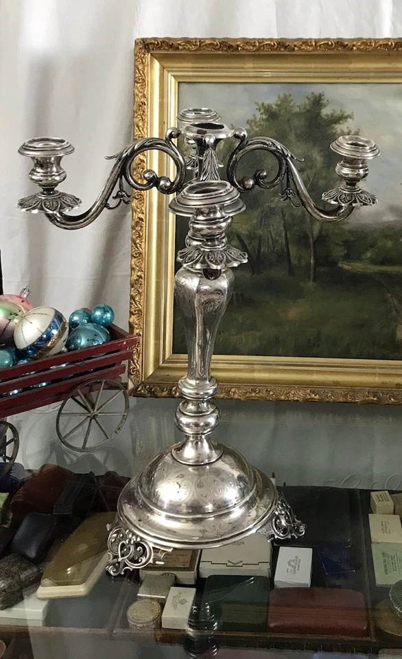 ANTIGUO PAR DE CANDELABROS 5 LUCES ORNAMENTADOS HECHOS A MANO PLATA 800 AUSTRIACO circa 1870 Foto 2 de 4