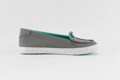 Zapatos planos lisos de DC para mujer