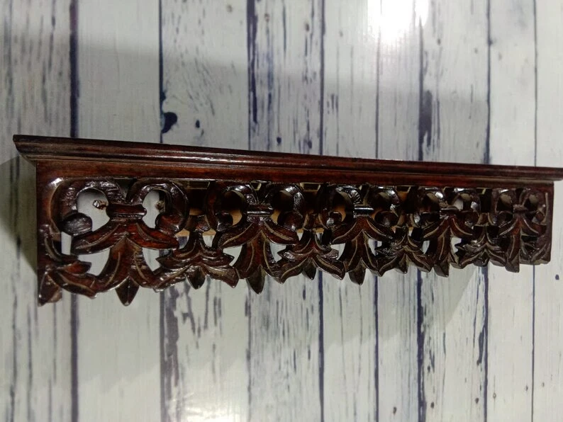 Antique Engraved Wall Bracket Wood Hand Wood Carving Wall Shelf Floating Shelves
Opens in a new wind