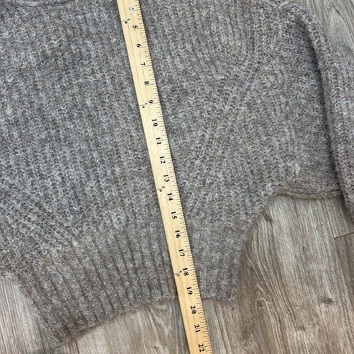 Pilcro Gray Mauve Crew Neck Sweater cropped Classic Knit size Small - Picture 5 of 6