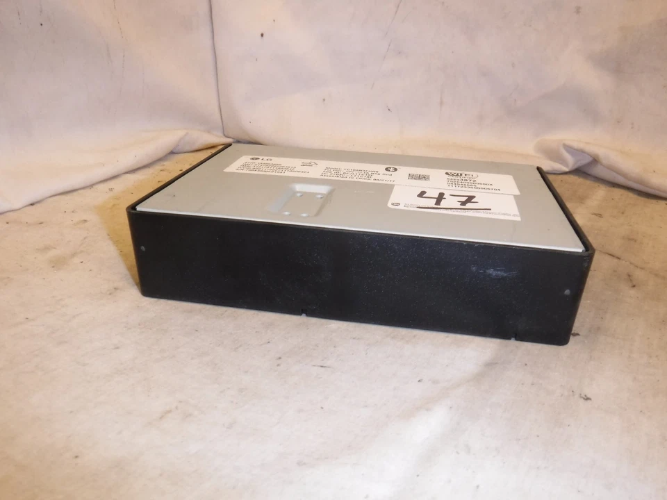 Módulo de comunicación telemática tablero central CADILLAC ESCALADE 18-20 84293872 B47 Foto 2 de 4