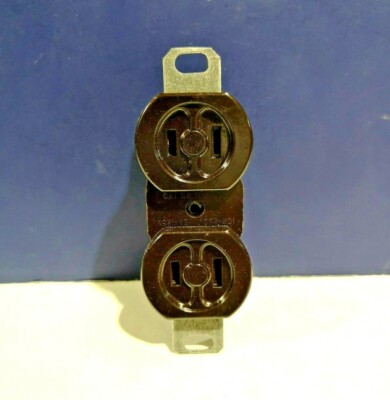 Circle /"F/" BROWN Single Bakelite Duplex Flush Receptacle 3 1//4/" Cover 378 NEW