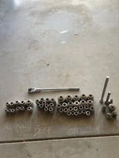 Snap-on 3/4" rachet and socket set. SAE and Metric sockets