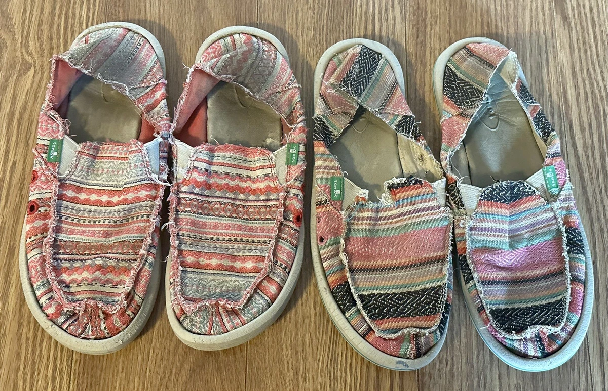 SANUK Donna Multicolor Slip On Shoes Sidewalk Surfers 2 Pairs Womens 5 7