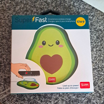 NEU OVP LEGAMI MILANO SuperFast Qi Wireless Charger 10W Avocado USB/USB-C Kabel