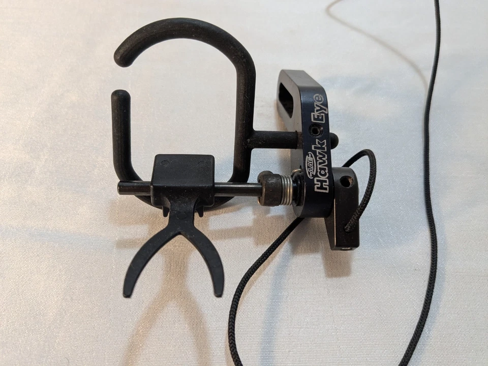 Hawkeye Black AAE Right Handed Compound Bow Rests - Image 2 of 4
