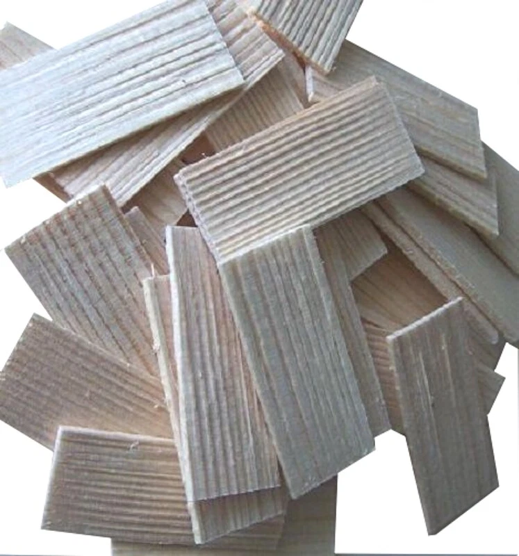 KRIPPENBAU-LEWEN 100 St. Dachschindel aus Fichtenholz. Krippenbau, Modellbau. 55x22-25 mm.